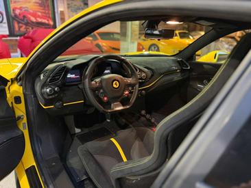 Ferrari 488 Pista — photo 12