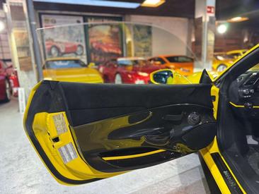 Ferrari 488 Pista — photo 13