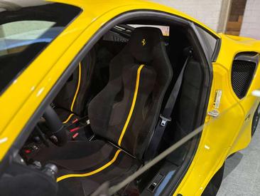 Ferrari 488 Pista — photo 16