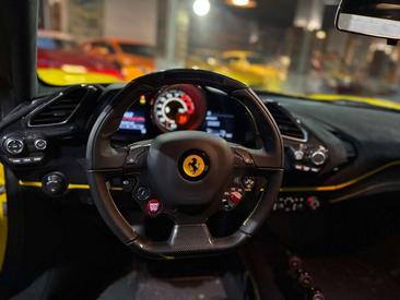 Ferrari 488 Pista — photo 18