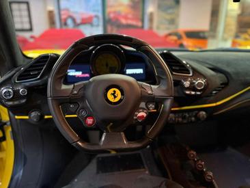Ferrari 488 Pista — photo 20
