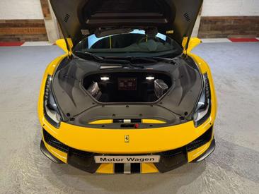 Ferrari 488 Pista — photo 26