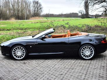 Aston Martin DB9 V12 — photo 5