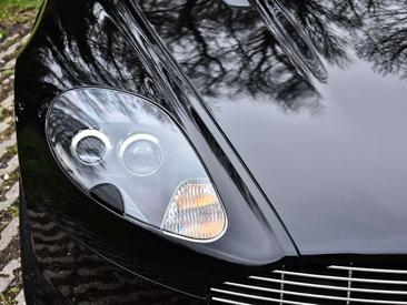 Aston Martin DB9 V12 — photo 8
