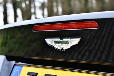 Aston Martin DB9 V12 — photo 14