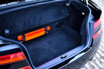Aston Martin DB9 V12 — photo 31