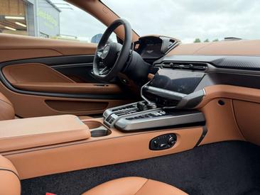 Aston Martin Vanquish V12 BiTurbo — photo 15