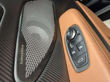 Aston Martin Vanquish V12 BiTurbo — photo 25