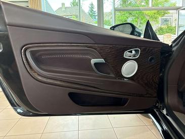 Aston Martin DB11 AMR — photo 6