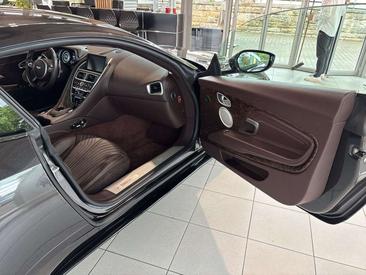 Aston Martin DB11 AMR — photo 14