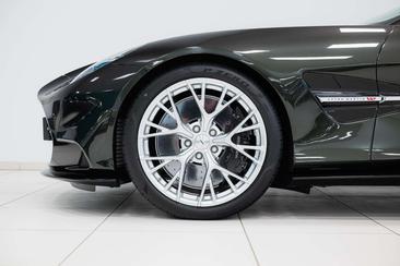 Aston Martin Vanquish V12 BiTurbo — photo 44