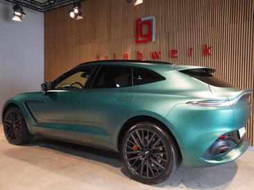 Aston Martin DBX V8 — photo 3