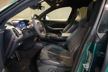 Aston Martin DBX V8 — photo 4
