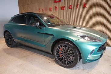 Aston Martin DBX V8 — photo 16