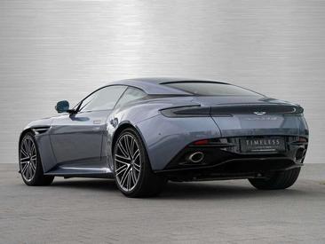 Aston Martin DB12 V8 — photo 2