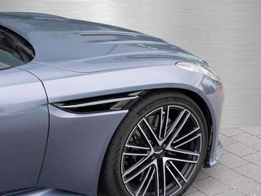 Aston Martin DB12 V8 — photo 14