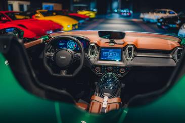 Aston Martin DBR22 Roadster V12 — photo 28