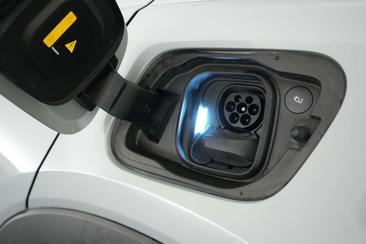 Volvo C40 Coupé SUV AWD — photo 26