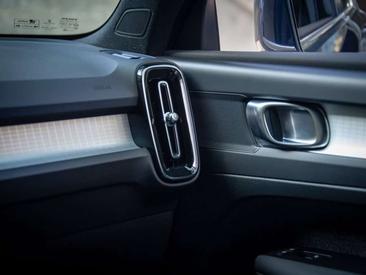 Volvo XC40 T5 Inscription — photo 21