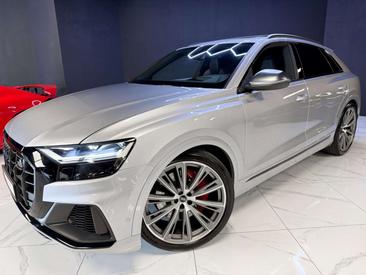 Audi SQ8 4.0 TFSI — photo 9