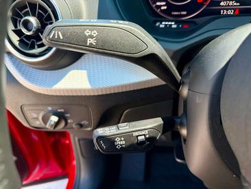 Audi Q2 S Line 35 TFSI — photo 24