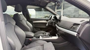 Audi Q5 35 TDI — photo 17