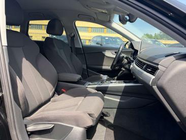 Audi A4 Allroad 45 TFSI — photo 17