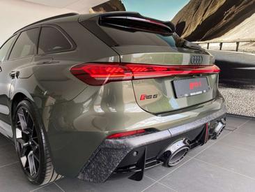 Audi RS5 Avant PHEV — photo 22