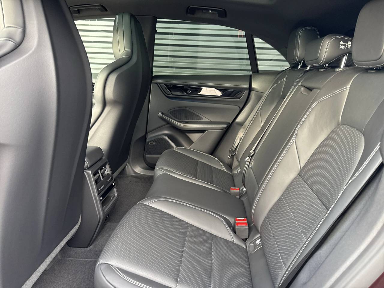 Porsche Macan Electrique 4S - 2025 - Joinsteer - #15