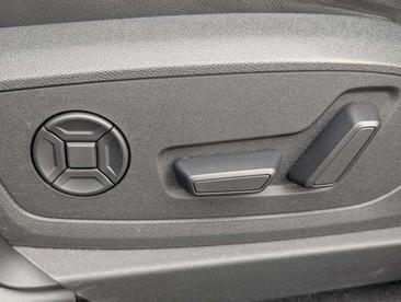 Audi Q8 E-tron E-tron 55 Quattro 265 KW — photo 7