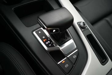 Audi A5 Sportback 35 TDI — photo 16