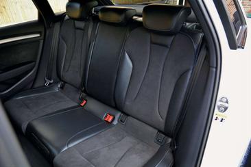 Audi S3 — photo 11