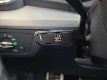 Audi Q5 Sportback S Line 40 TFSI — photo 12