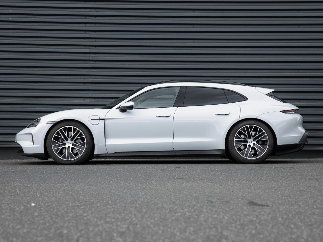 Porsche Taycan ph2 Sport Turismo - 2024 - Joinsteer - #2