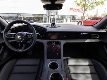 Porsche Taycan ph2 4S Sport Turismo — photo 26