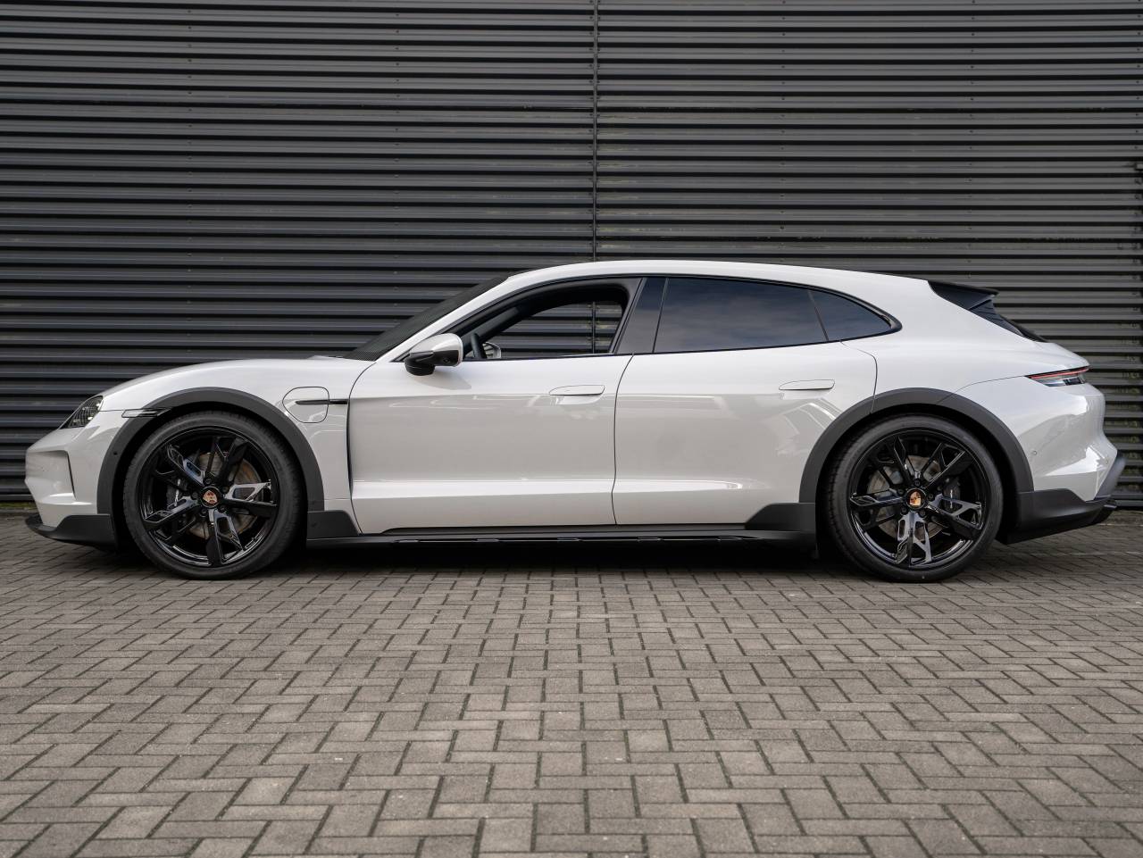 Porsche Taycan ph2 4 Cross Turismo - 2025 - Joinsteer - #2