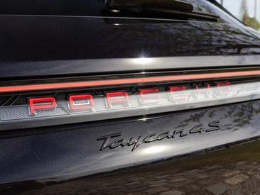 Porsche Taycan ph2 4S Sport Turismo — photo 34