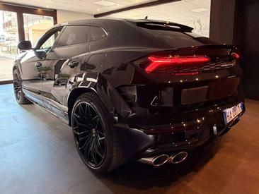 Lamborghini Urus SE — photo 8