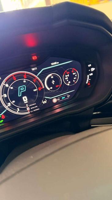 Lamborghini Urus SE — photo 12
