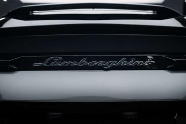 Lamborghini Urus — photo 5