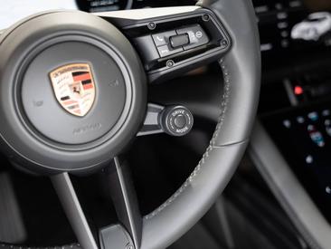 Porsche Taycan ph2 4S Sport Turismo — photo 20