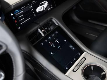 Porsche Taycan ph2 4S Sport Turismo — photo 23