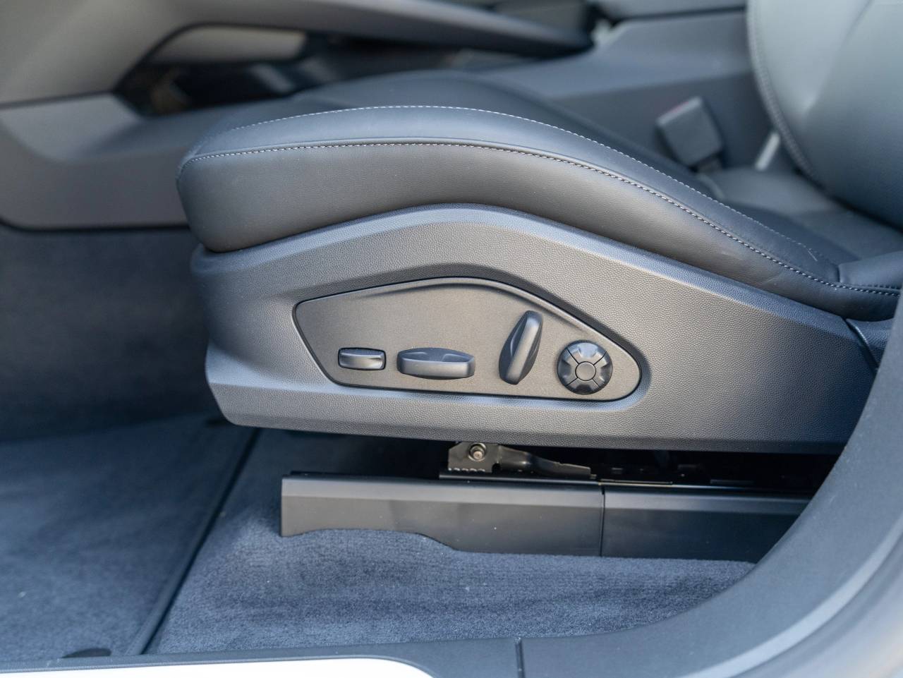 Porsche Macan Electrique - 2025 - Joinsteer - #39