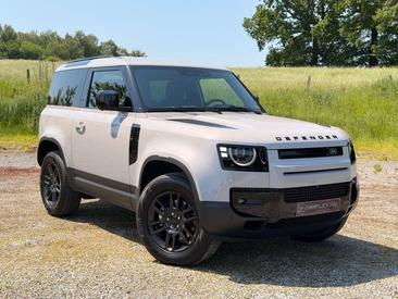 Land Rover Defender 90 D200 MHEV — photo 2