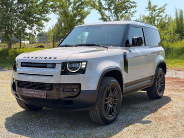 Land Rover Defender 90 D200 MHEV — photo 6