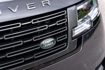 Land Rover Range Rover Autobiography P550e — photo 20