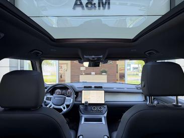 Land Rover Defender 90 D200 S AWD Auto 26MY Gris — photo 14
