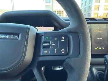 Land Rover Defender 110 5.0 V8 525 CV AWD Auto — photo 22
