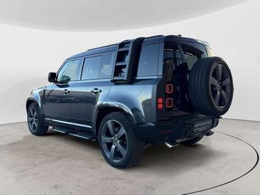 Land Rover Defender 110 5.0 V8 525 CV AWD Auto — photo 40