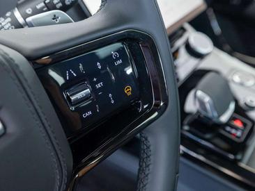 Land Rover Range Rover Sport Autobiography 3.0 P510e — photo 16